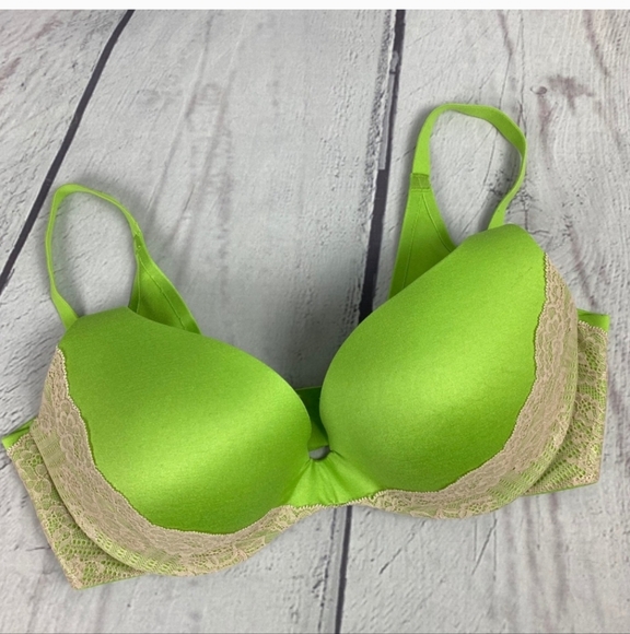 NWT Victoria Secret Green Lace Push-Up Bra Size 36B - Picture 1 of 6